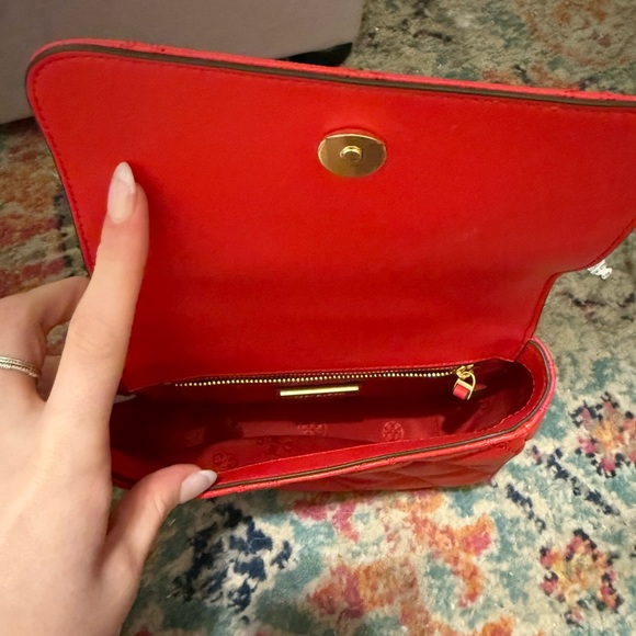 Tory Burch Red Quilted Shoulder Bag - Picture 3 of 3